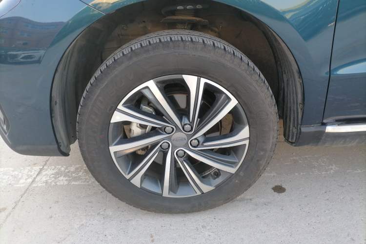 Used Geely Auto Vision X6 2021 PRO 1.4T Automatic Prestige Model Left Front Wheel Hub