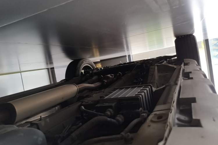 Used Geely Auto Vision X6 2021 PRO 1.4T Automatic Prestige Model Left Side Sill