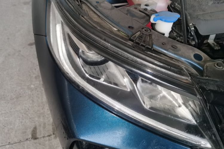 Used Geely Auto Vision X6 2021 PRO 1.4T Manual Luxury Model Right Front Headlight