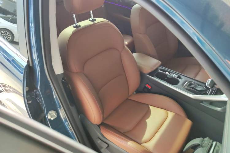 Used Geely Auto Vision X6 2021 PRO 1.4T Automatic Prestige Model Right Front Seat