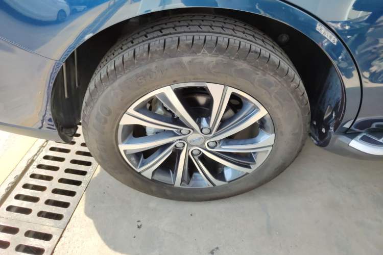 Used Geely Auto Vision X6 2021 PRO 1.4T Automatic Prestige Model Right Rear Wheel Hub