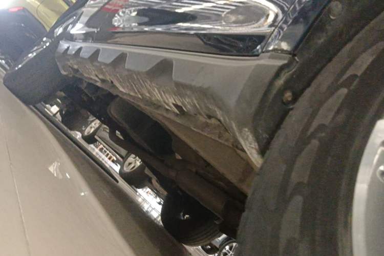 Used Geely Auto Vision X6 2021 PRO 1.4T Automatic Prestige Model Right Side Sill