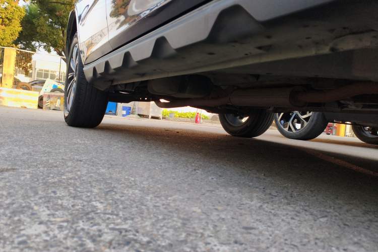 Used Geely Auto Vision X6 2021 PRO 1.4T Automatic Prestige Model Right Side Sill