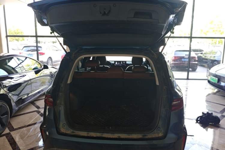 Used Geely Auto Vision X6 2021 PRO 1.4T Automatic Prestige Model Trunk