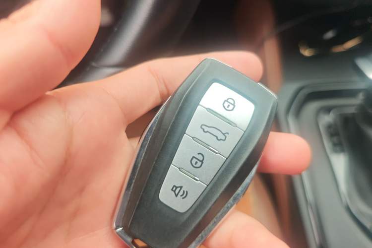 Used Geely Auto Vision X6 2021 PRO 1.4T Automatic Prestige Model Vehicle Key