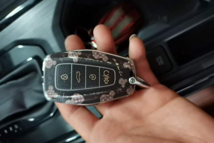 Used Geely Auto Vision X6 2021 PRO 1.4T Automatic Prestige Model Vehicle Key