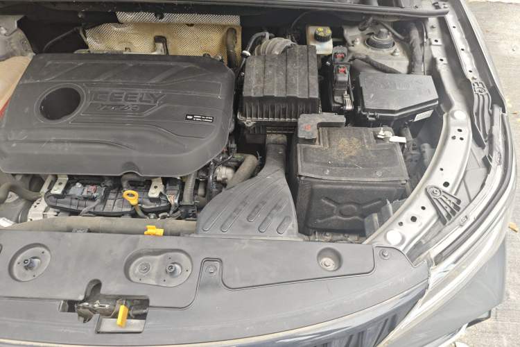 Used Geely Auto Vision X6 2021 PRO 1.4T Automatic Prestige Model Engine Bay Left