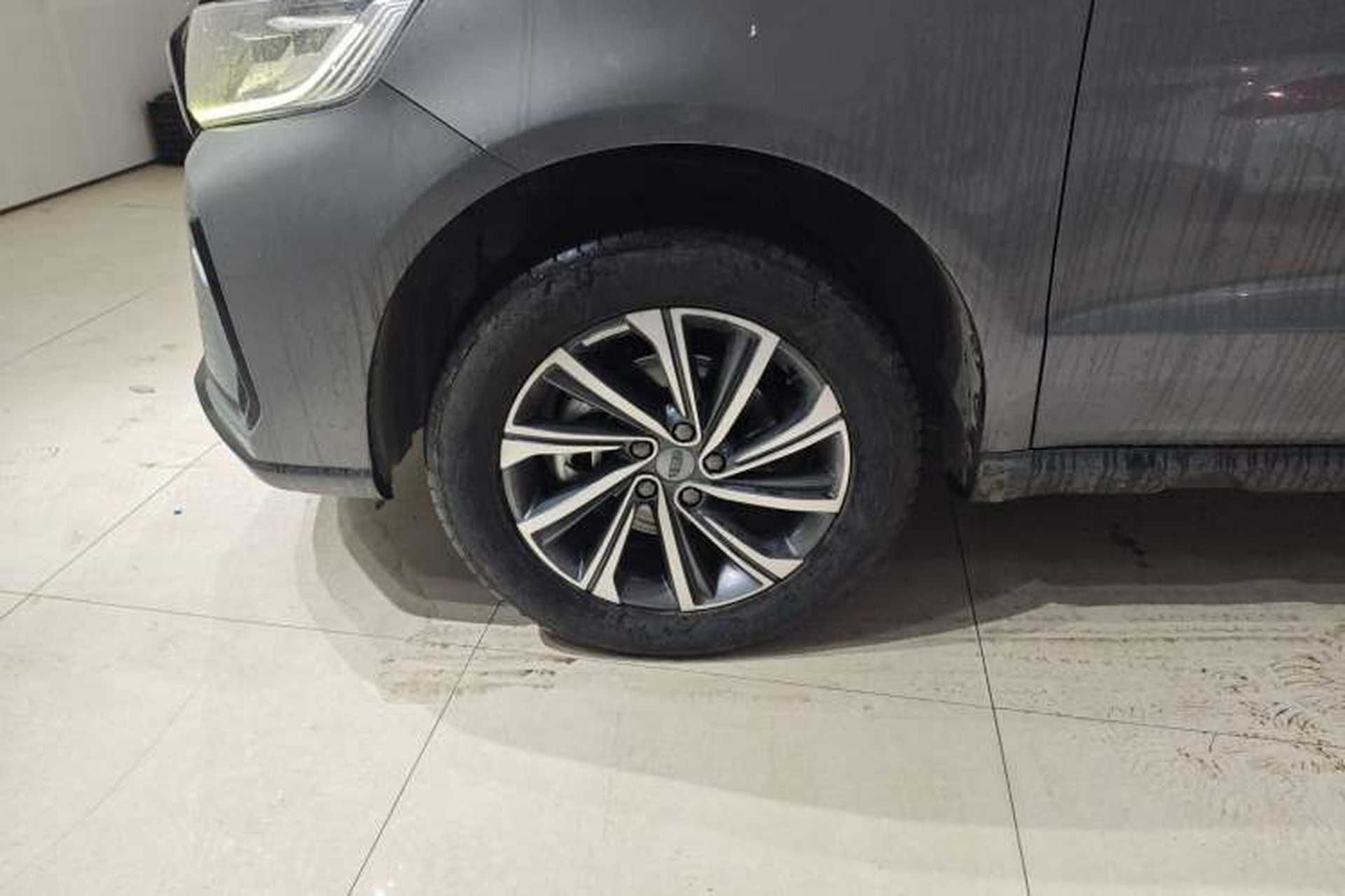 Used Geely Auto Vision X6 2021 PRO 1.4T Automatic Prestige Model Left Front Wheel Hub