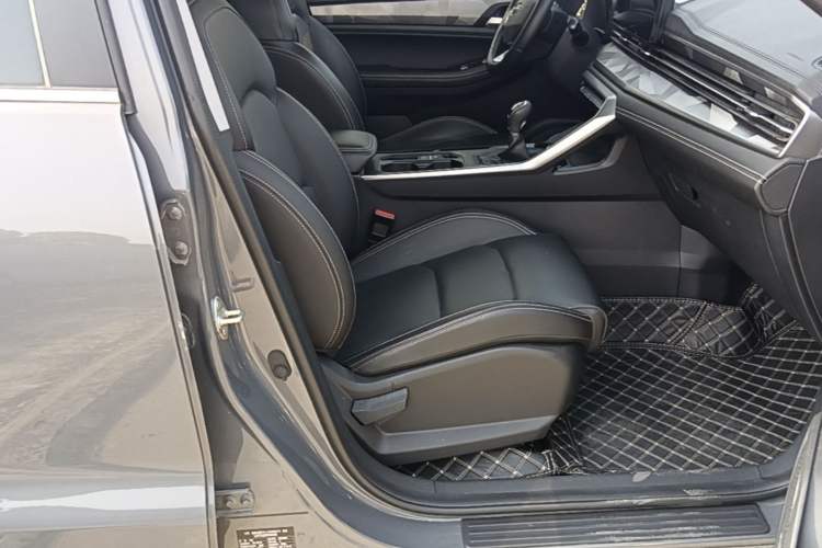Used Geely Auto Vision X6 2021 PRO 1.4T Manual Luxury Model Right Front Seat