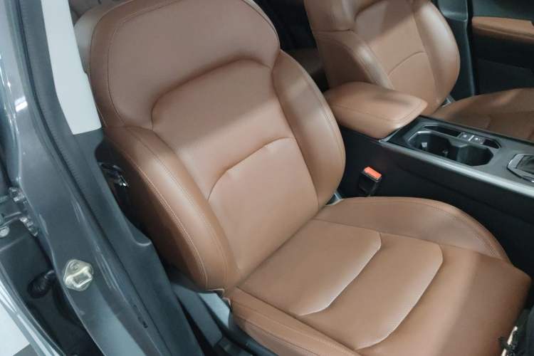 Used Geely Auto Vision X6 2021 PRO 1.4T Automatic Prestige Model Right Front Seat