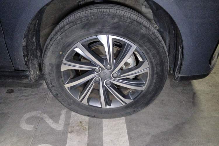Used Geely Auto Vision X6 2021 PRO 1.4T Automatic Prestige Model Right Front Wheel Hub