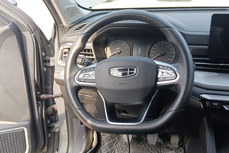 Used Geely Auto Vision X6 2021 PRO 1.4T Manual Luxury Model Steering Wheel