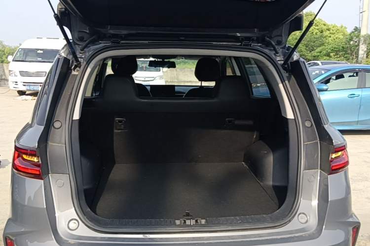 Used Geely Auto Vision X6 2021 PRO 1.4T Manual Luxury Model Trunk