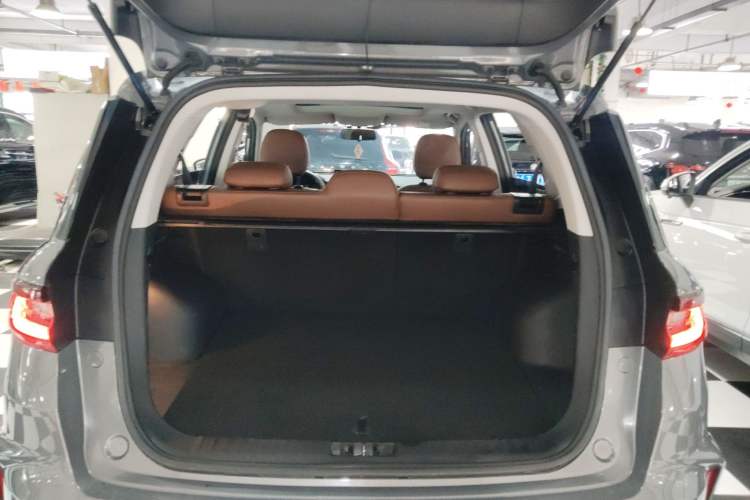 Used Geely Auto Vision X6 2021 PRO 1.4T Automatic Prestige Model Trunk