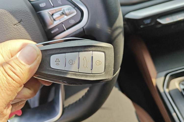 Used Geely Auto Vision X6 2021 PRO 1.4T Automatic Prestige Model Vehicle Key