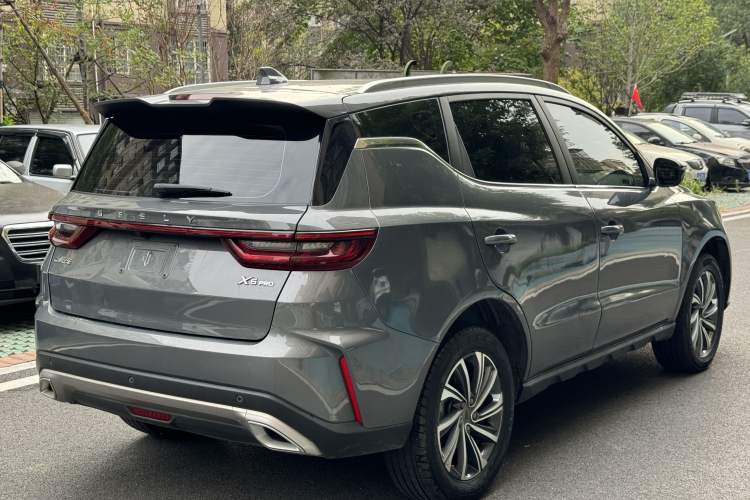 Used Geely Auto Vision X6 2021 PRO 1.4T Automatic Prestige Model Exterior 5