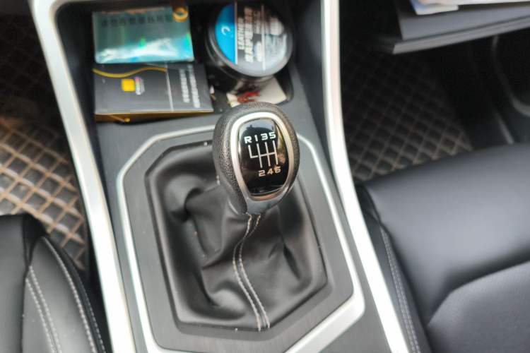 Used Geely Auto Vision X6 2021 PRO 1.4T Manual Luxury Model Gear Lever