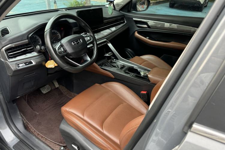 Used Geely Auto Vision X6 2021 PRO 1.4T Automatic Prestige Model Interior 2