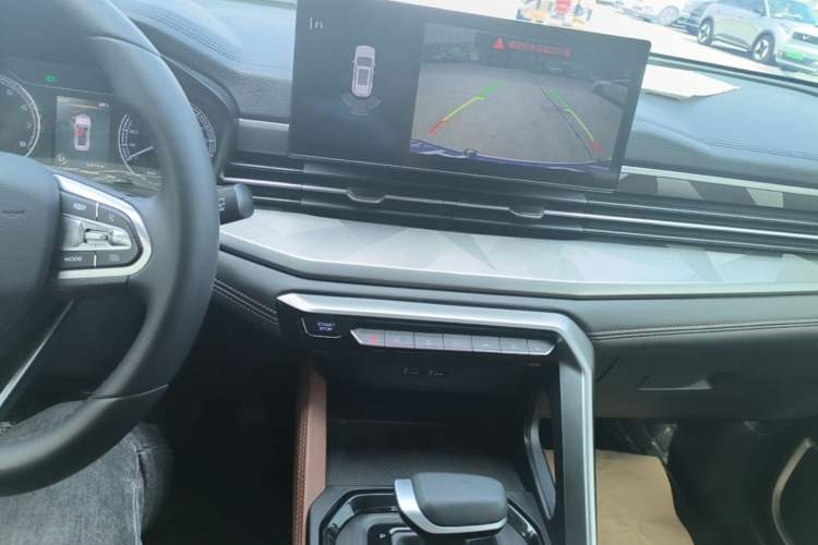 Used Geely Auto Vision X6 2021 PRO 1.4T Automatic Prestige Model Audio And AC Panel