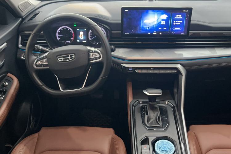 Used Geely Auto Vision X6 2021 PRO 1.4T Automatic Prestige Model Audio And AC Panel