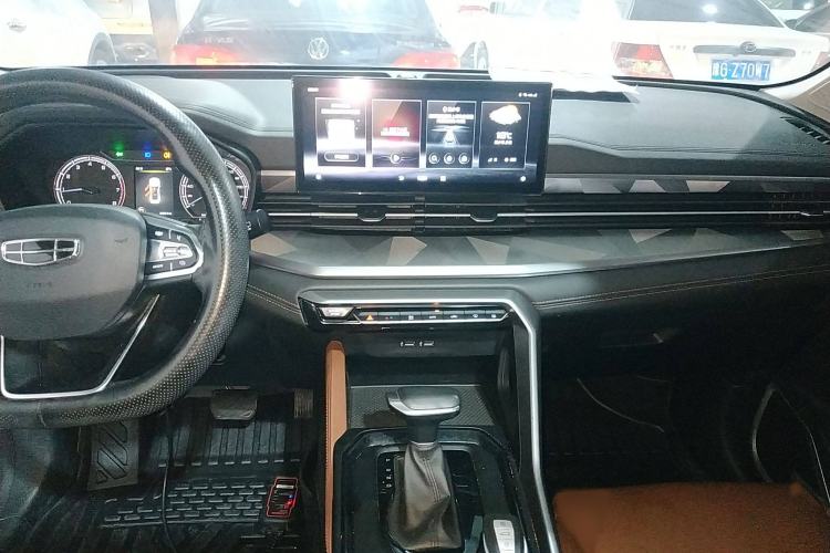 Used Geely Auto Vision X6 2021 PRO 1.4T Automatic Prestige Model Audio And AC Panel