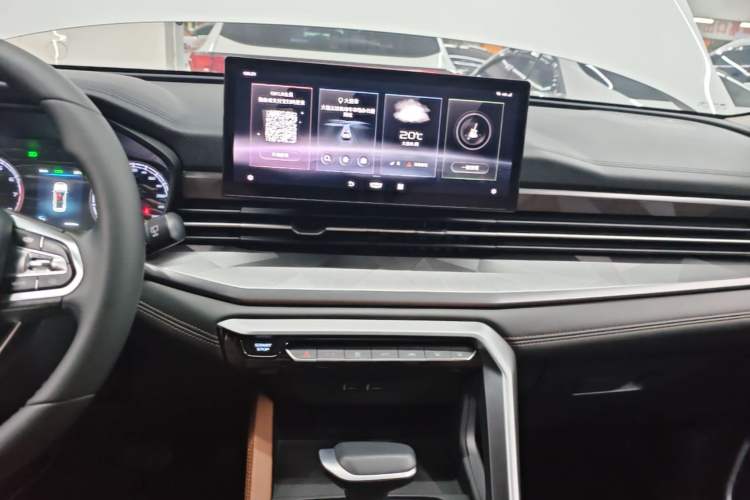 Used Geely Auto Vision X6 2021 PRO 1.4T Automatic Prestige Model Audio And AC Panel