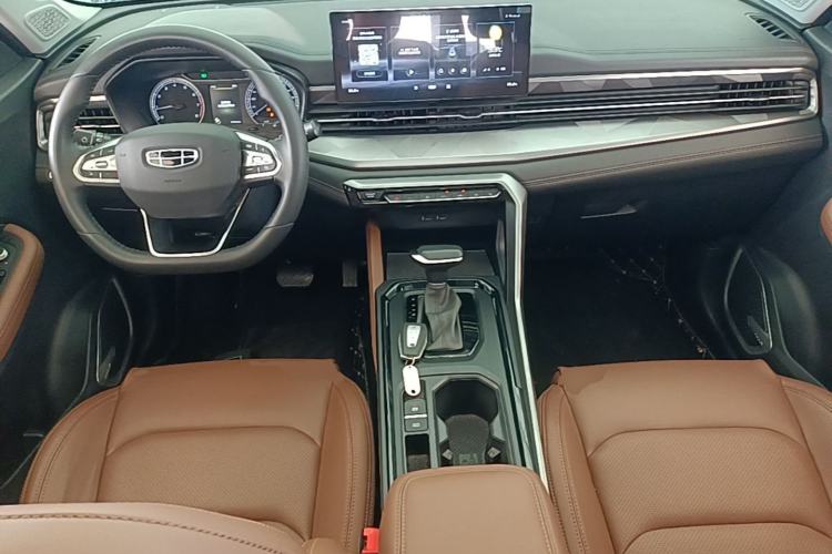 Used Geely Auto Vision X6 2021 PRO 1.4T Automatic Prestige Model Center Console