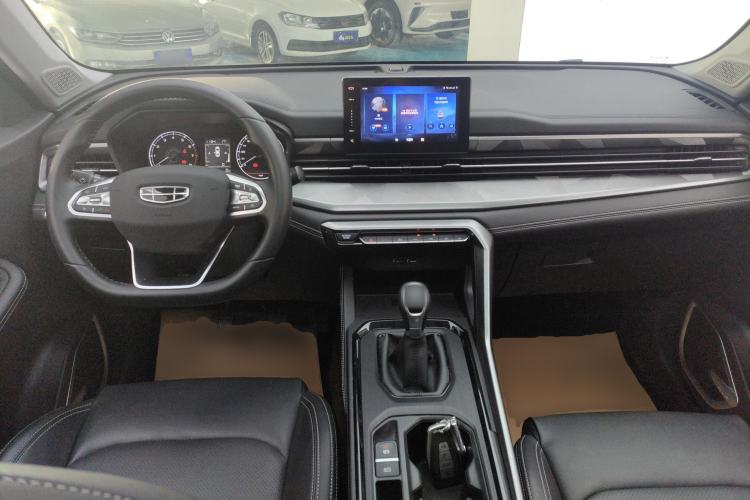 Used Geely Auto Vision X6 2021 PRO 1.4T Manual Luxury Model Center Console