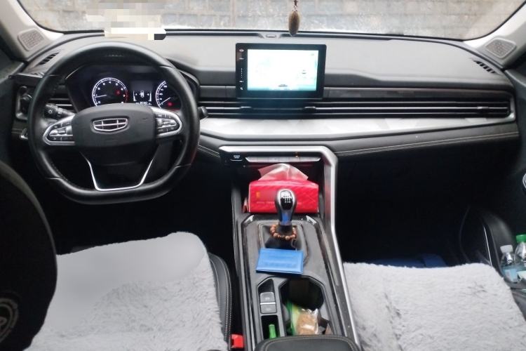 Used Geely Auto Vision X6 2021 PRO 1.4T Manual Luxury Model Center Console