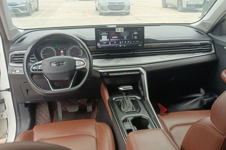 Used Geely Auto Vision X6 2021 PRO 1.4T Automatic Prestige Model Center Console