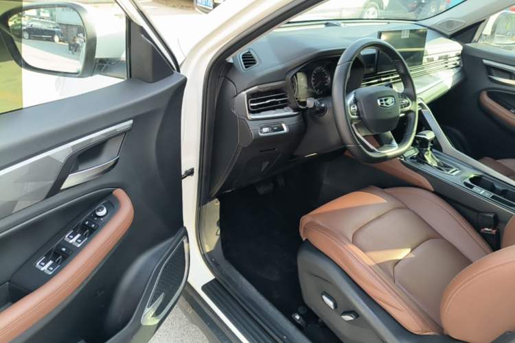 Used Geely Auto Vision X6 2021 PRO 1.4T Automatic Prestige Model Driver Seat