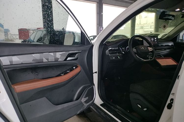 Used Geely Auto Vision X6 2021 PRO 1.4T Automatic Prestige Model Driver Seat