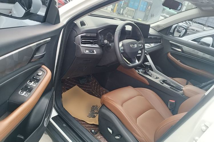 Used Geely Auto Vision X6 2021 PRO 1.4T Automatic Prestige Model Driver Seat