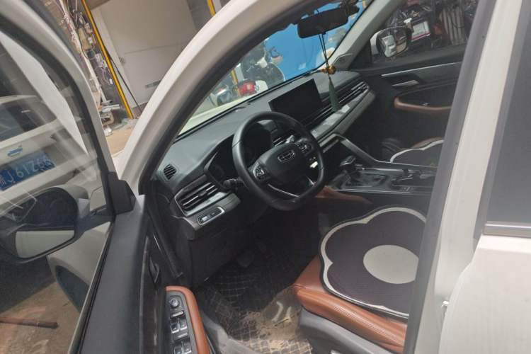 Used Geely Auto Vision X6 2021 PRO 1.4T Automatic Prestige Model Driver Seat