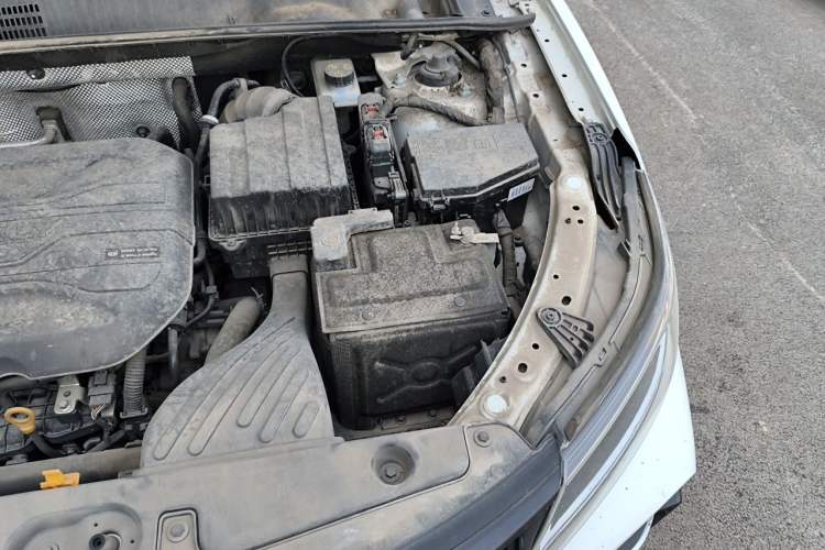 Used Geely Auto Vision X6 2021 PRO 1.4T Automatic Prestige Model Engine Bay Left