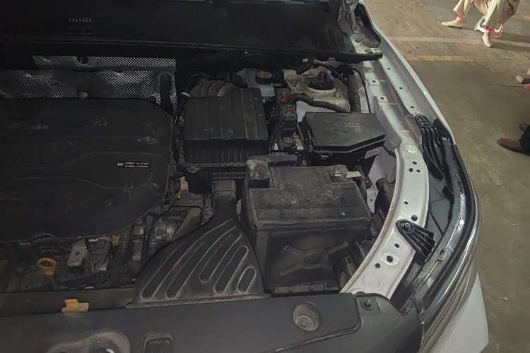 Used Geely Auto Vision X6 2021 PRO 1.4T Automatic Prestige Model Engine Bay Left