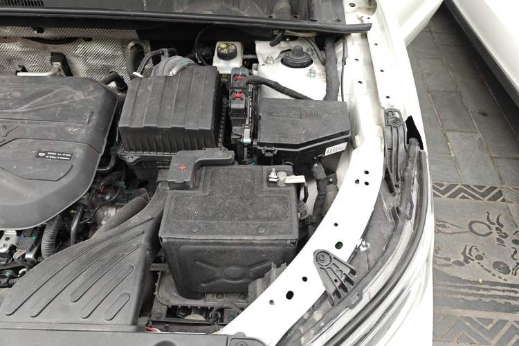 Used Geely Auto Vision X6 2021 PRO 1.4T Automatic Prestige Model Engine Bay Left