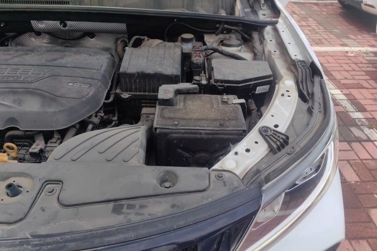 Used Geely Auto Vision X6 2021 PRO 1.4T Manual Luxury Model Engine Bay Left