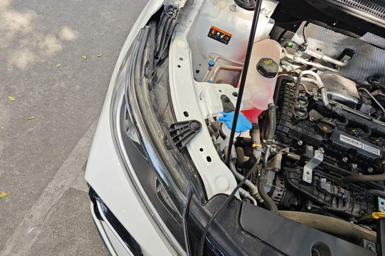 Used Geely Auto Vision X6 2021 PRO 1.4T Automatic Prestige Model Engine Bay Right