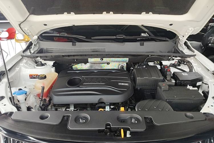 Used Geely Auto Vision X6 2021 PRO 1.4T Manual Luxury Model Engine Bay