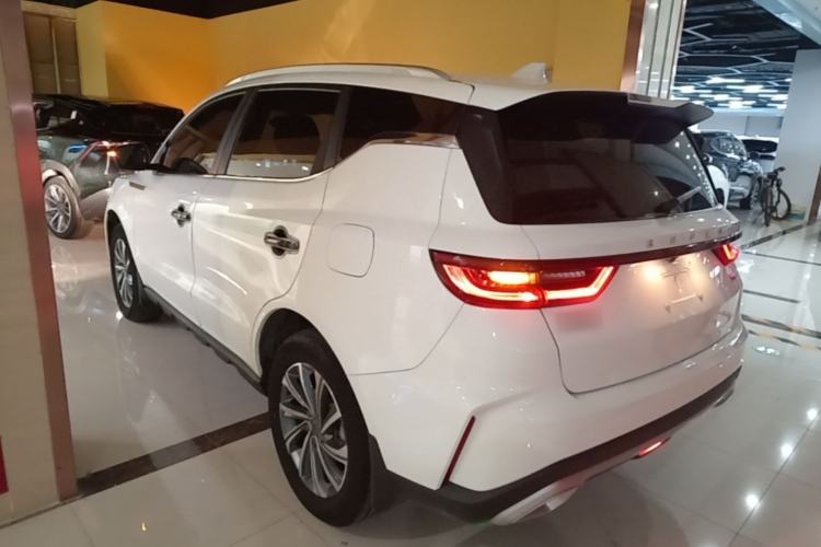 Used Geely Auto Vision X6 2021 PRO 1.4T Automatic Prestige Model Exterior 2