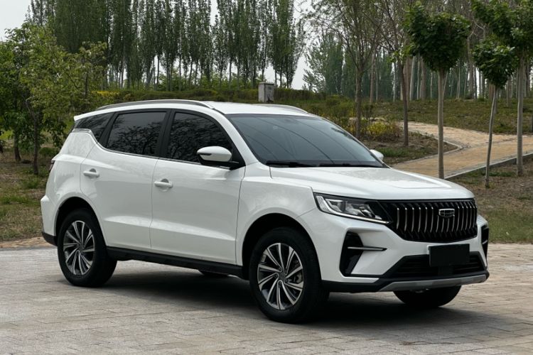 Used Geely Auto Vision X6 2021 PRO 1.4T Manual Luxury Model Exterior 2
