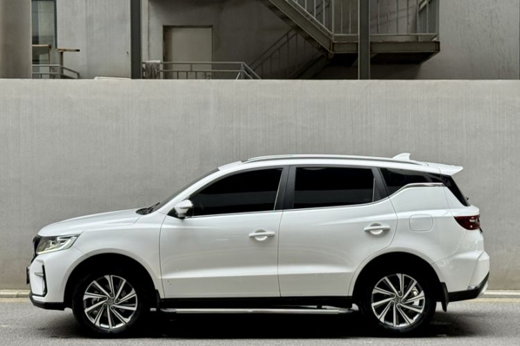 Used Geely Auto Vision X6 2021 PRO 1.4T Automatic Prestige Model Exterior 2