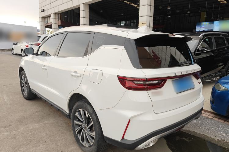 Used Geely Auto Vision X6 2021 PRO 1.4T Automatic Prestige Model Exterior 2