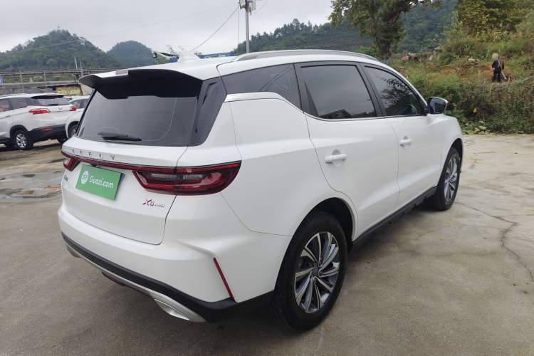 Used Geely Auto Vision X6 2021 PRO 1.4T Automatic Prestige Model Exterior 3