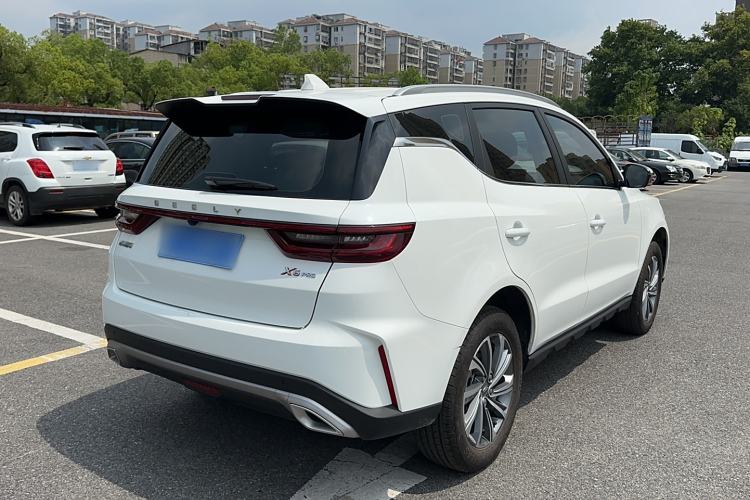 Used Geely Auto Vision X6 2021 PRO 1.4T Automatic Prestige Model Exterior 3