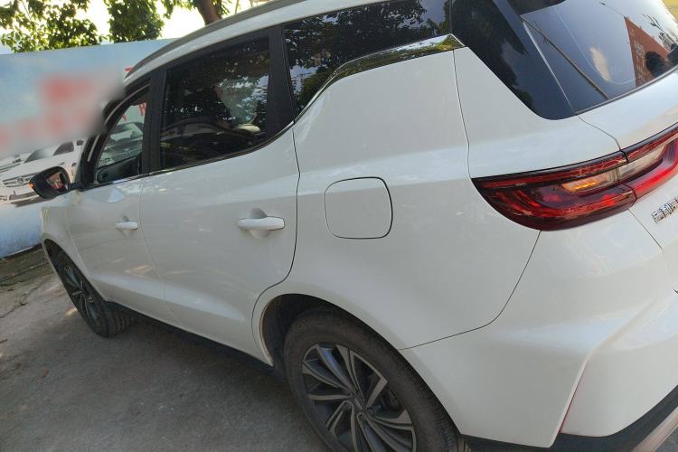 Used Geely Auto Vision X6 2021 PRO 1.4T Automatic Prestige Model Exterior 3