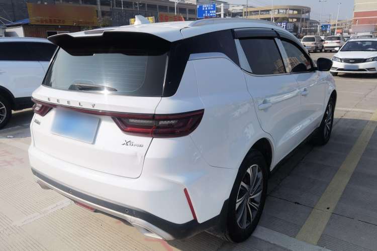 Used Geely Auto Vision X6 2021 PRO 1.4T Automatic Prestige Model Exterior 3