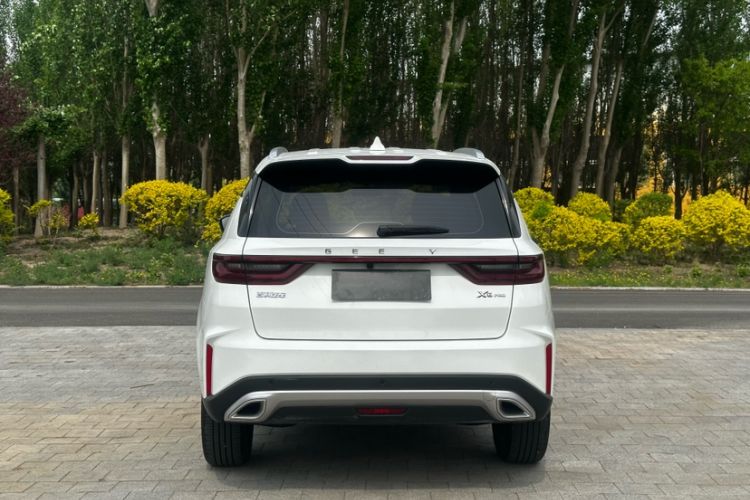 Used Geely Auto Vision X6 2021 PRO 1.4T Manual Luxury Model Exterior 4