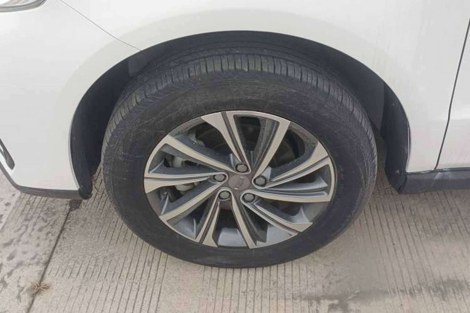 Used Geely Auto Vision X6 2021 PRO 1.4T Automatic Prestige Model Exterior 4